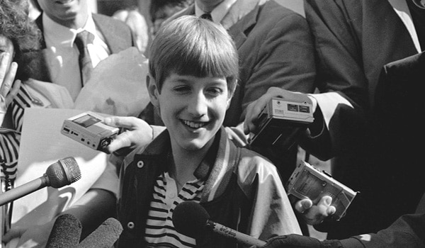 Jeanne White-Ginder, attorney Charles V. Vaughan, and Ryan White